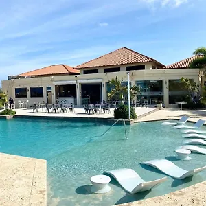  Holiday home Casa Azure Aruba
