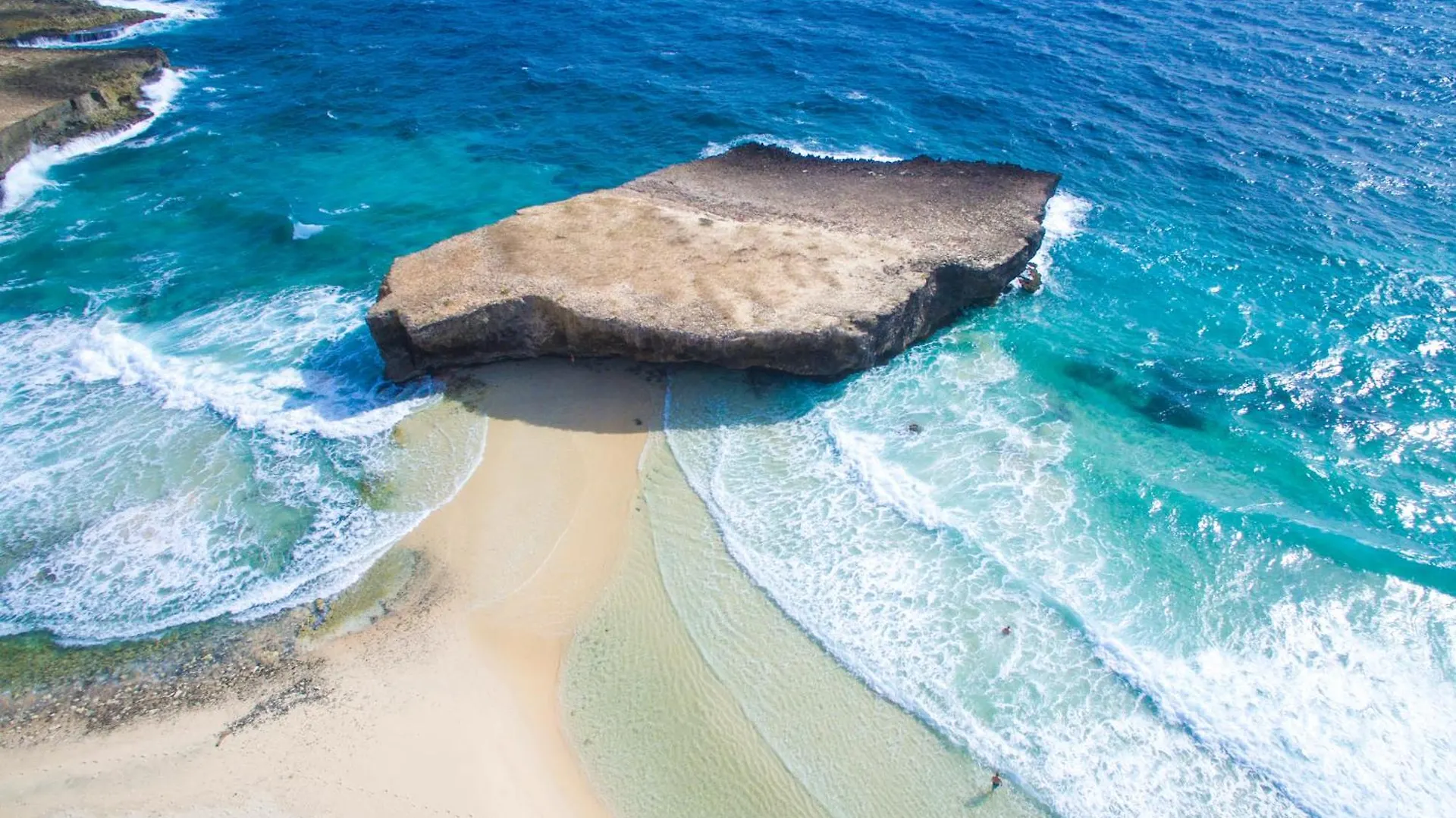 Vila Rooi Santo 128 Palm Beach